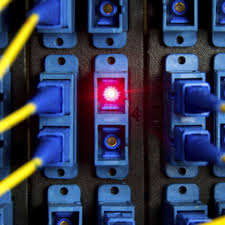 Équipements télécom en baie